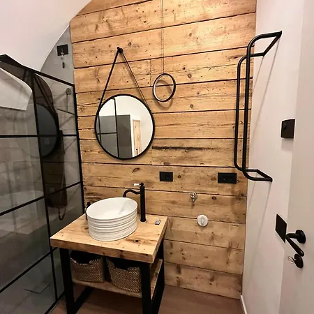 La Nicchia Apartment *
